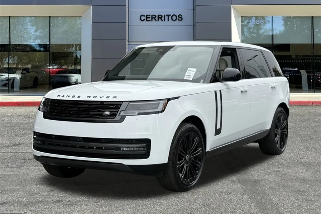 2025 Land Rover Range Rover SE photo 1