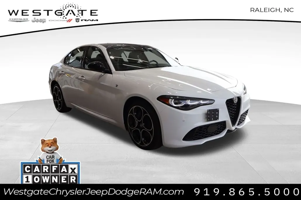 2024 Alfa Romeo Giulia Ti photo 1