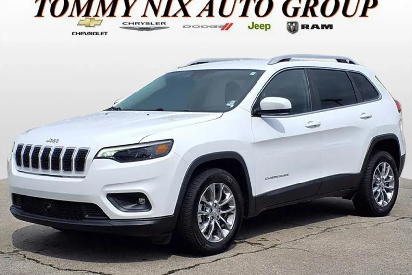 2021 Jeep Cherokee Latitude Lux photo 1