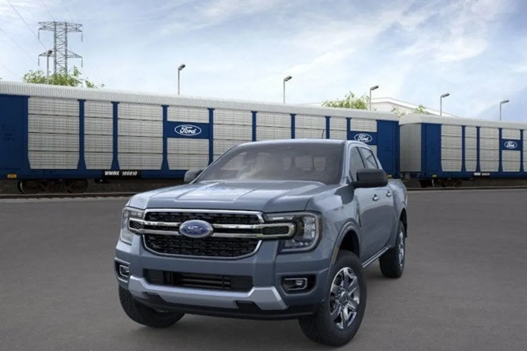 2025 Ford Ranger XLT photo 1