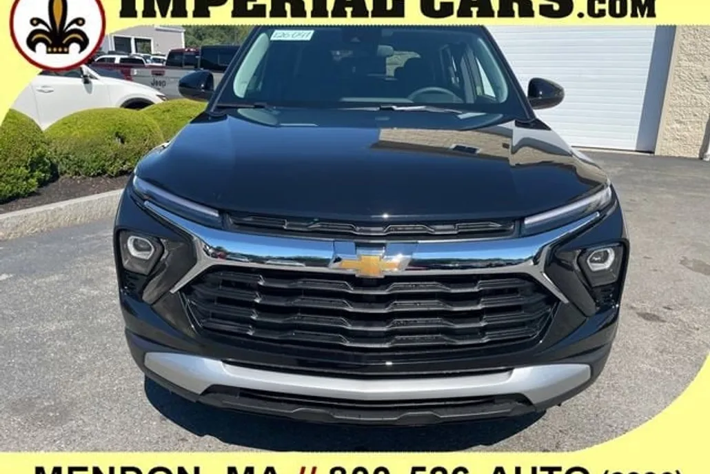 2026 Chevrolet Trailblazer LT photo 1
