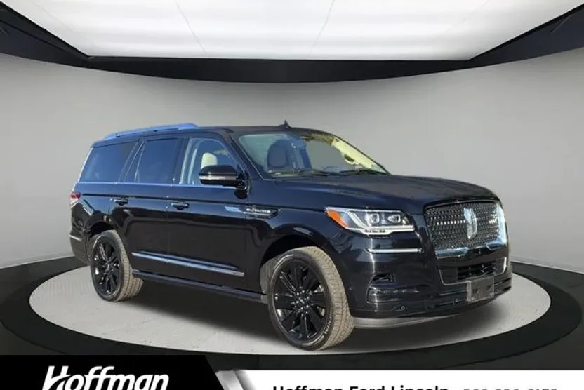 2022 Lincoln Navigator Reserve photo 1
