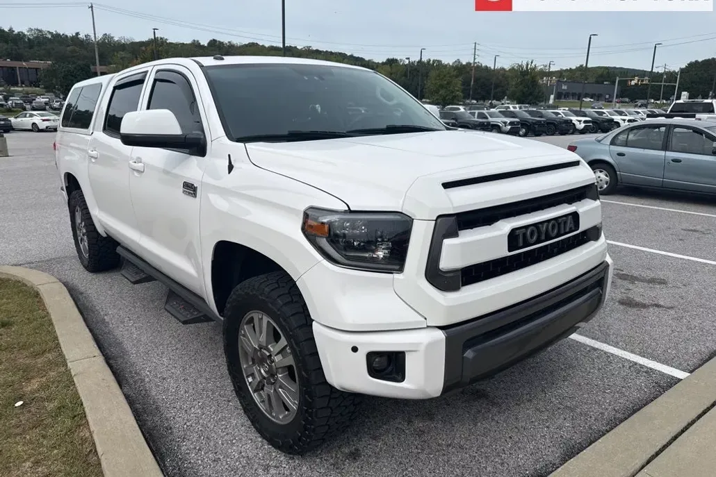 2017 Toyota Tundra 1794 Edition CrewMax photo 1