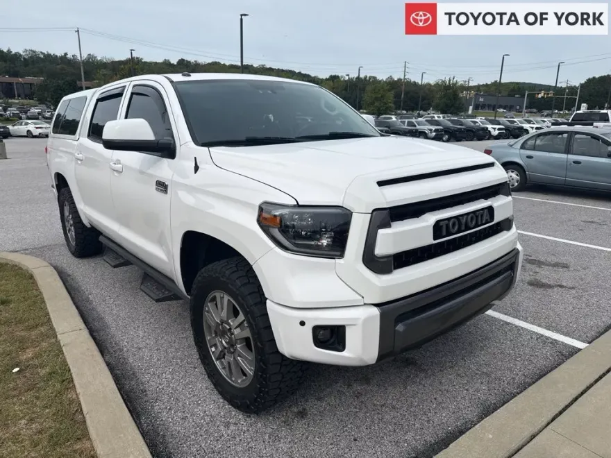2017 Toyota Tundra 1794 Edition CrewMax photo 1