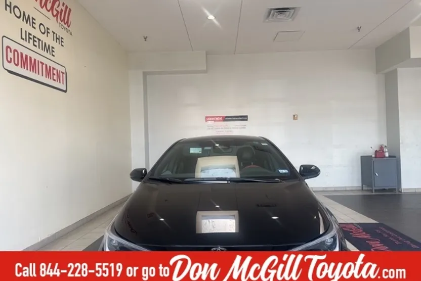 2024 Toyota Corolla SE photo 1