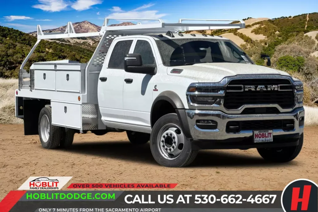 2025 Ram 5500 Tradesman photo 1