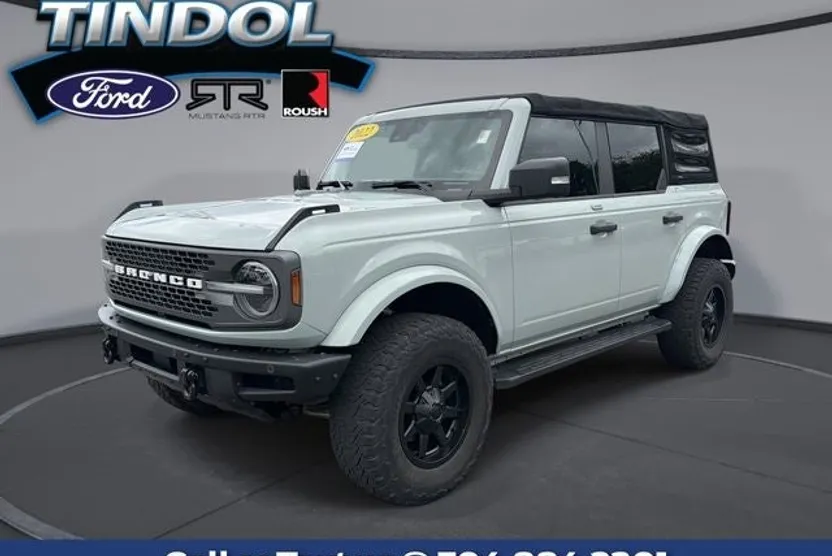 2022 Ford Bronco Badlands photo 1