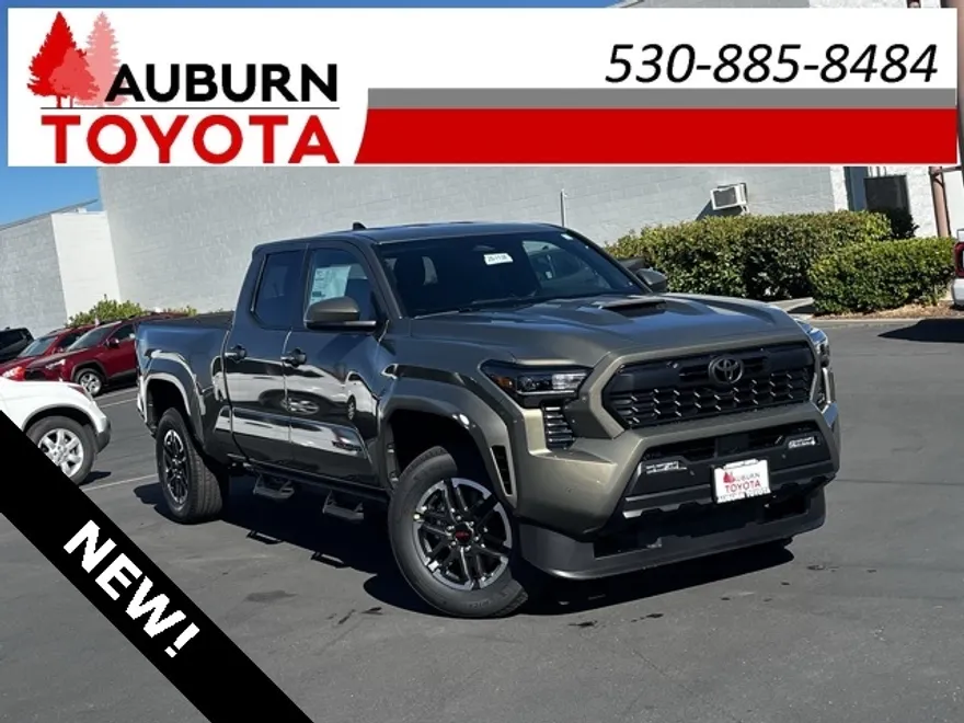2025 Toyota Tacoma TRD Sport Double Cab photo 1
