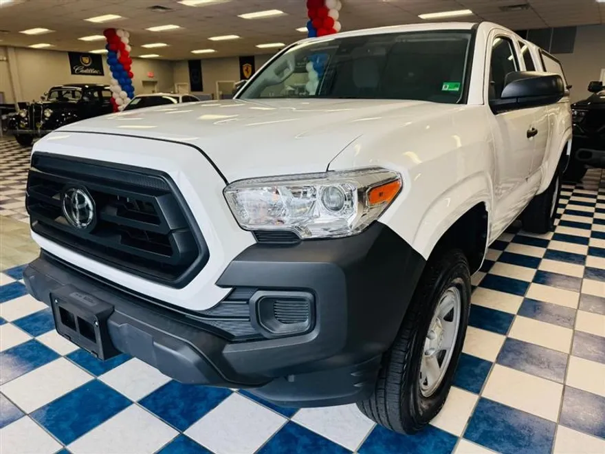 2021 Toyota Tacoma SR photo 1