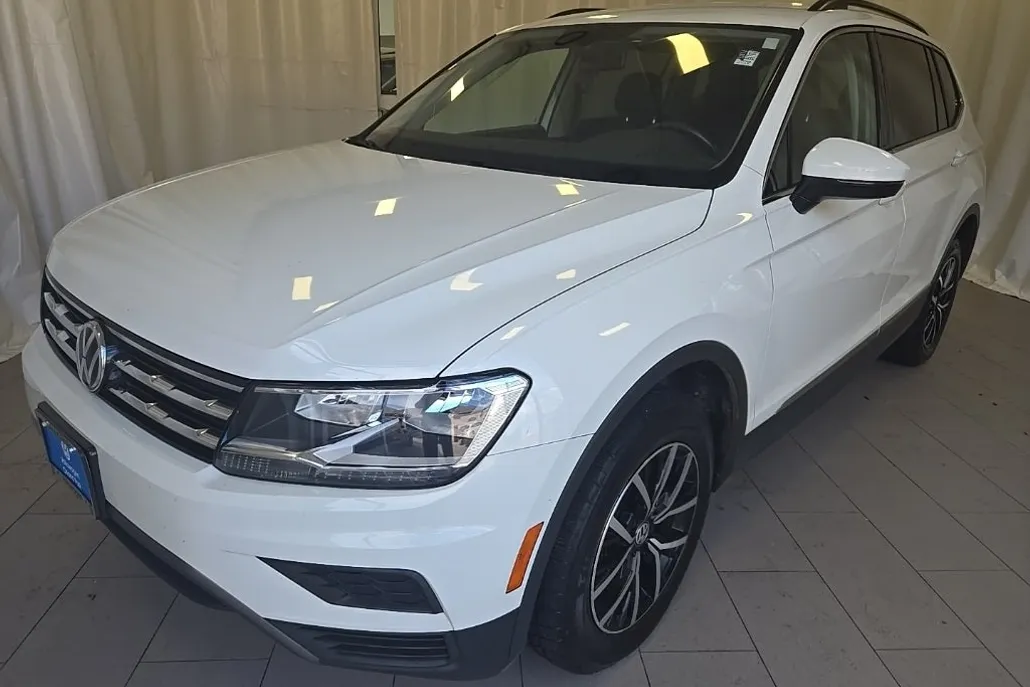 2021 Volkswagen Tiguan SE photo 1