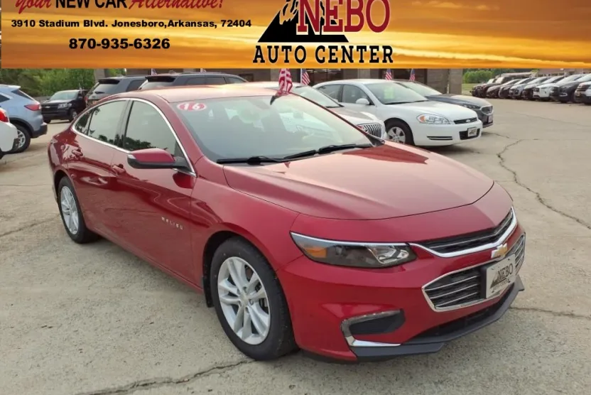 2016 Chevrolet Malibu 1LT photo 1