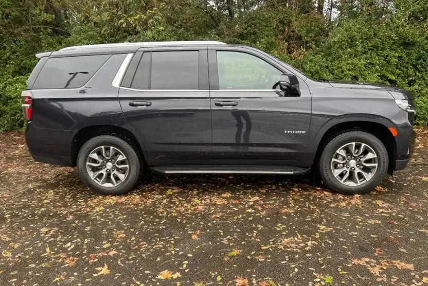 2024 Chevrolet Tahoe LT photo 1