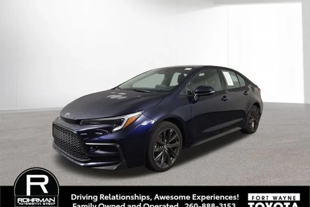 2024 Toyota Corolla SE photo 1