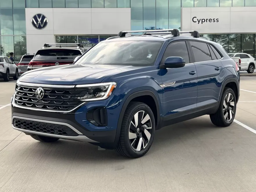 2026 Volkswagen Atlas Cross Sport SE Technology photo 1