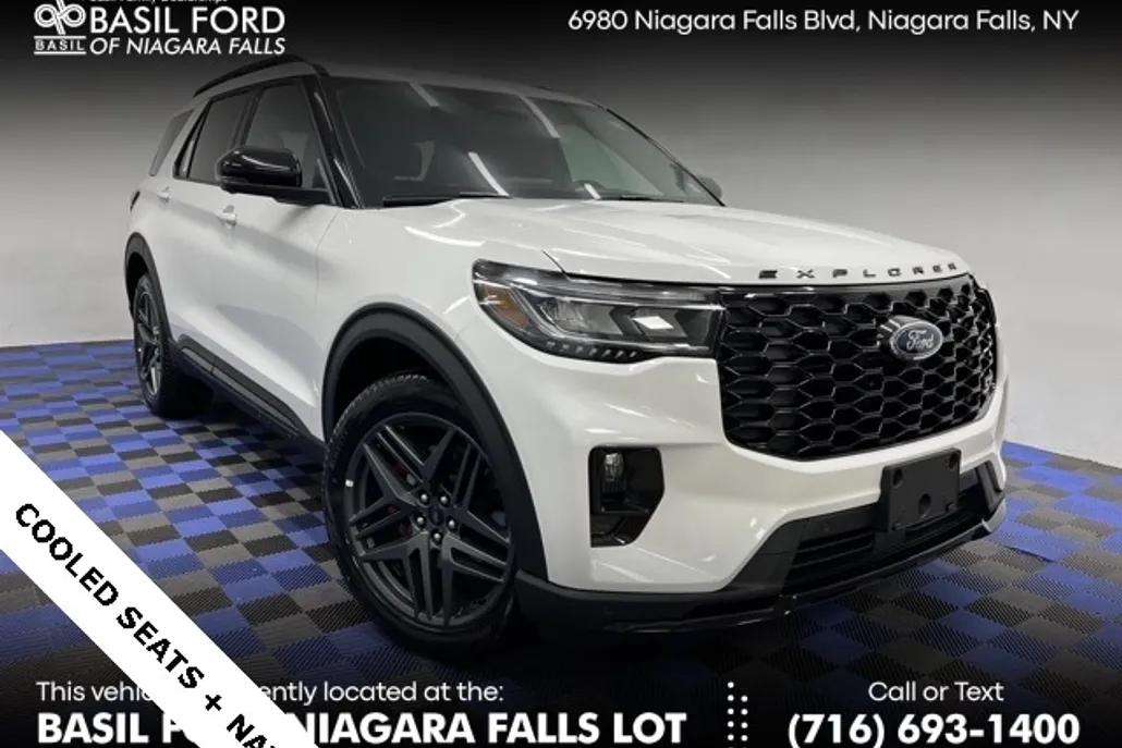2025 Ford Explorer ST photo 1