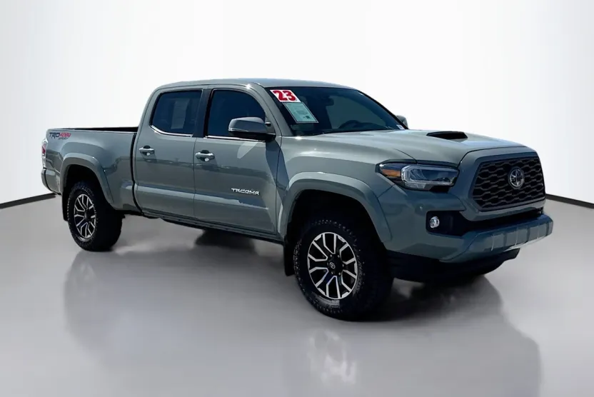 2023 Toyota Tacoma TRD Sport Double Cab photo 1