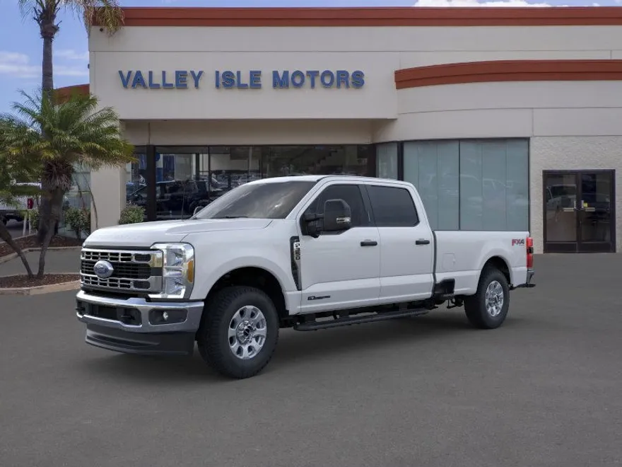 2025 Ford F-350 XLT photo 1