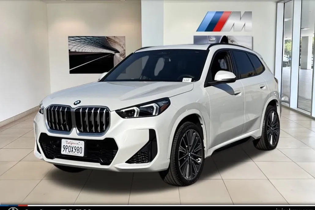 2025 Bmw X1 XDrive28i photo 1