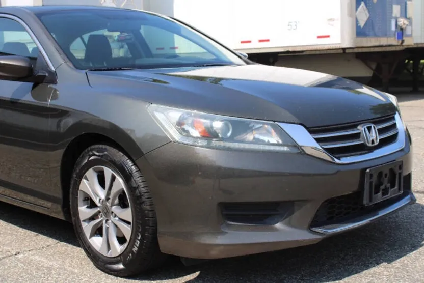 2015 Honda Accord LX photo 1