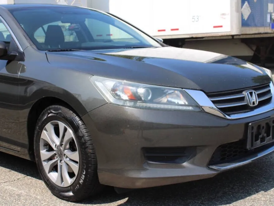 2015 Honda Accord LX photo 1