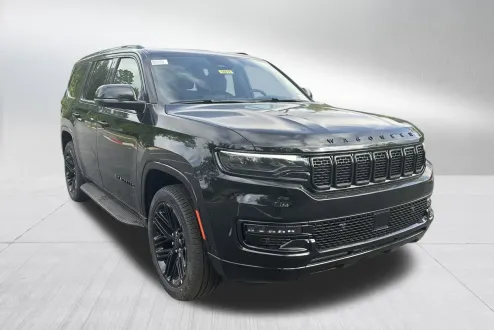 2025 Jeep Wagoneer Carbide photo 3