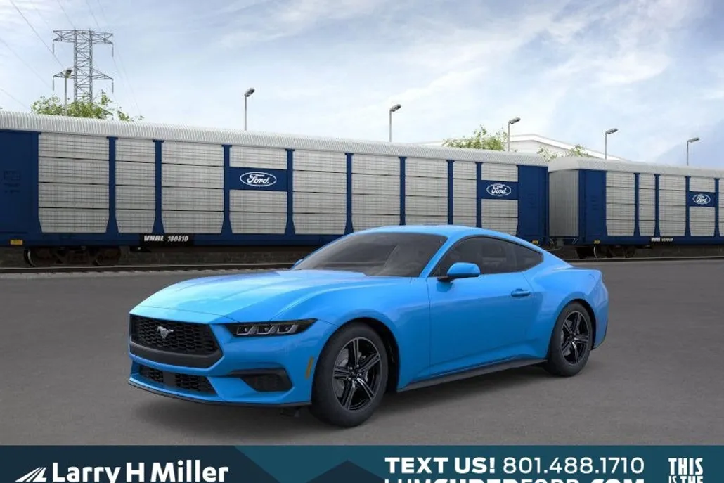 2025 Ford Mustang EcoBoost photo 1