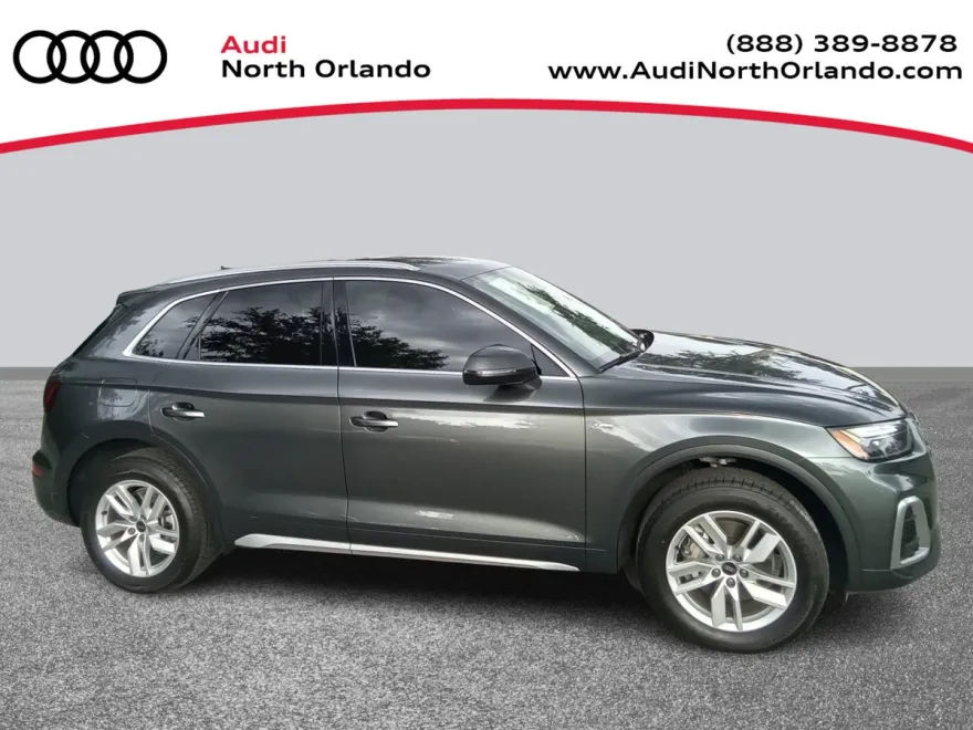 2022 Audi Q5 S line Premium photo 1