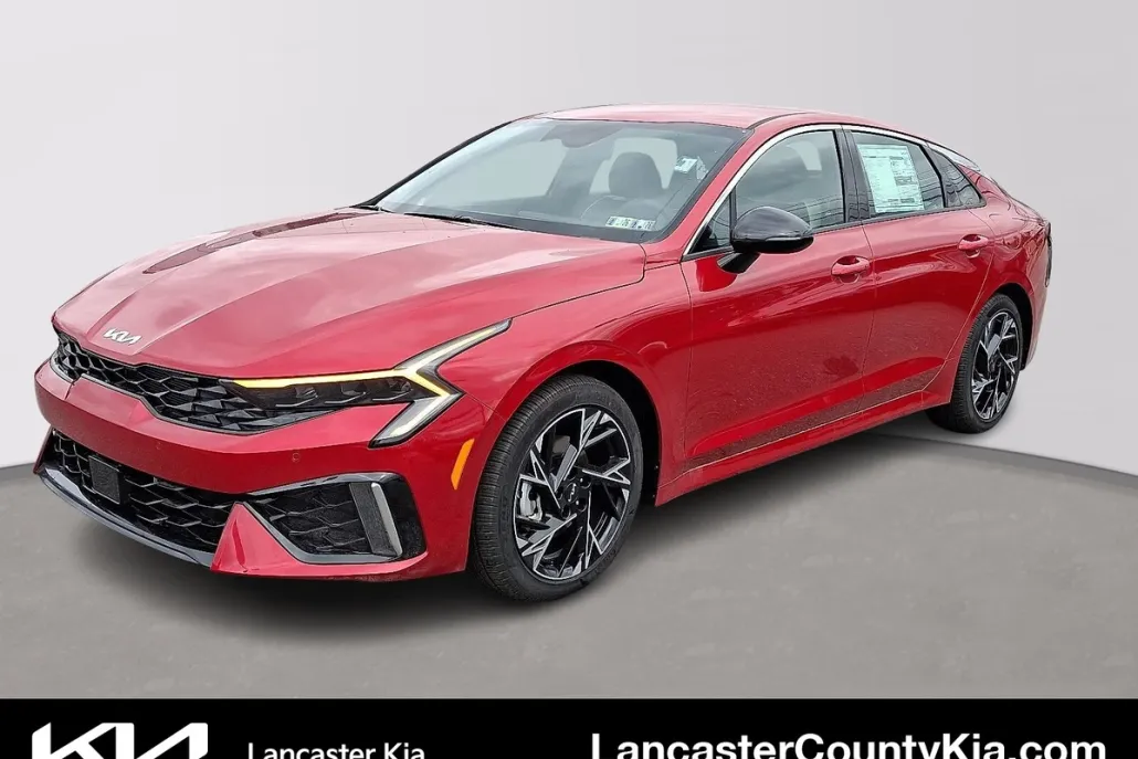 2025 Kia K5 GT-Line photo 1