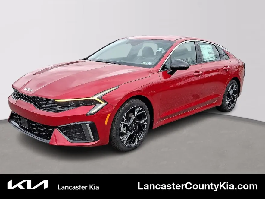 2025 Kia K5 GT-Line photo 1
