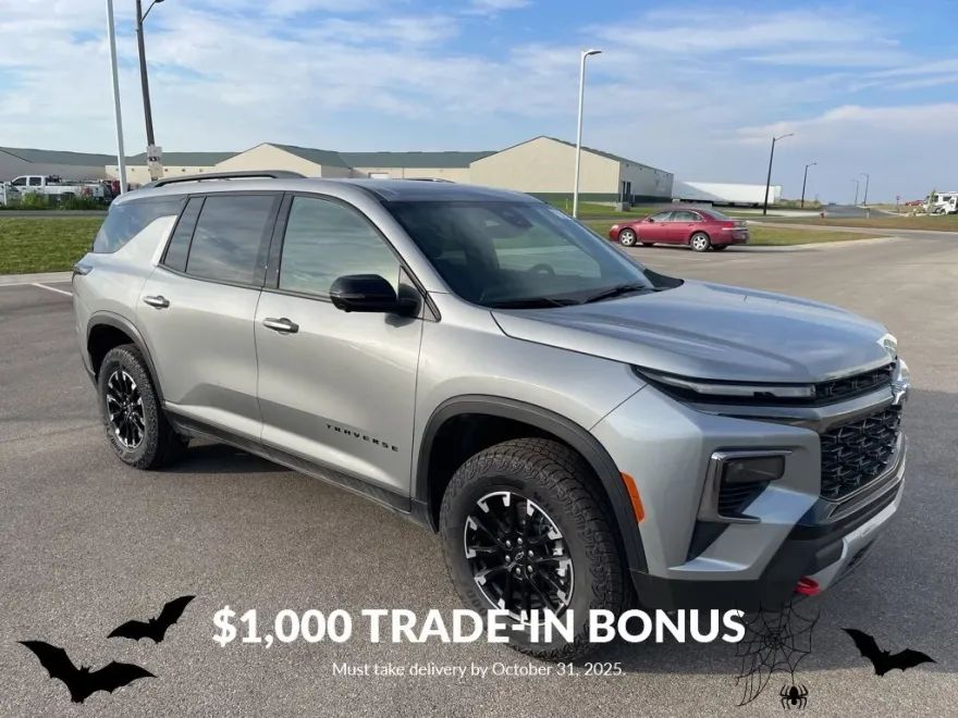 2024 Chevrolet Traverse Z71 photo 1