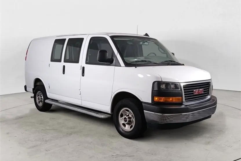 2023 Gmc Savana Cargo 2500 photo 1
