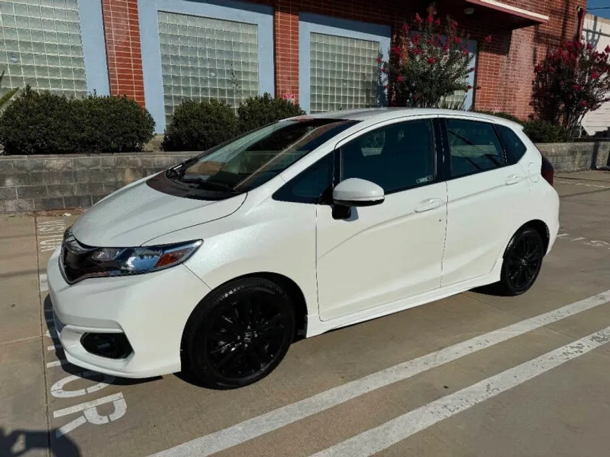 2018 Honda Fit Sport photo 1
