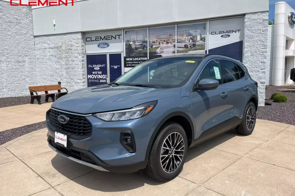 2025 Ford Escape Plug-In Hybrid photo 1