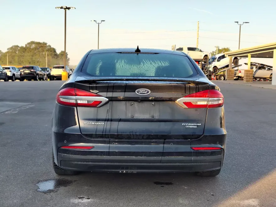 2020 Ford Fusion Hybrid Titanium photo 1