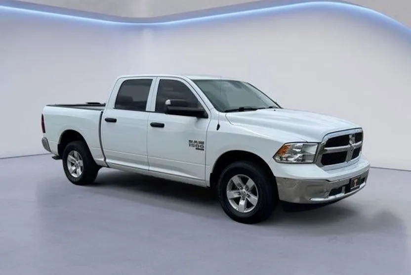 2023 Ram 1500 Classic SLT photo 1