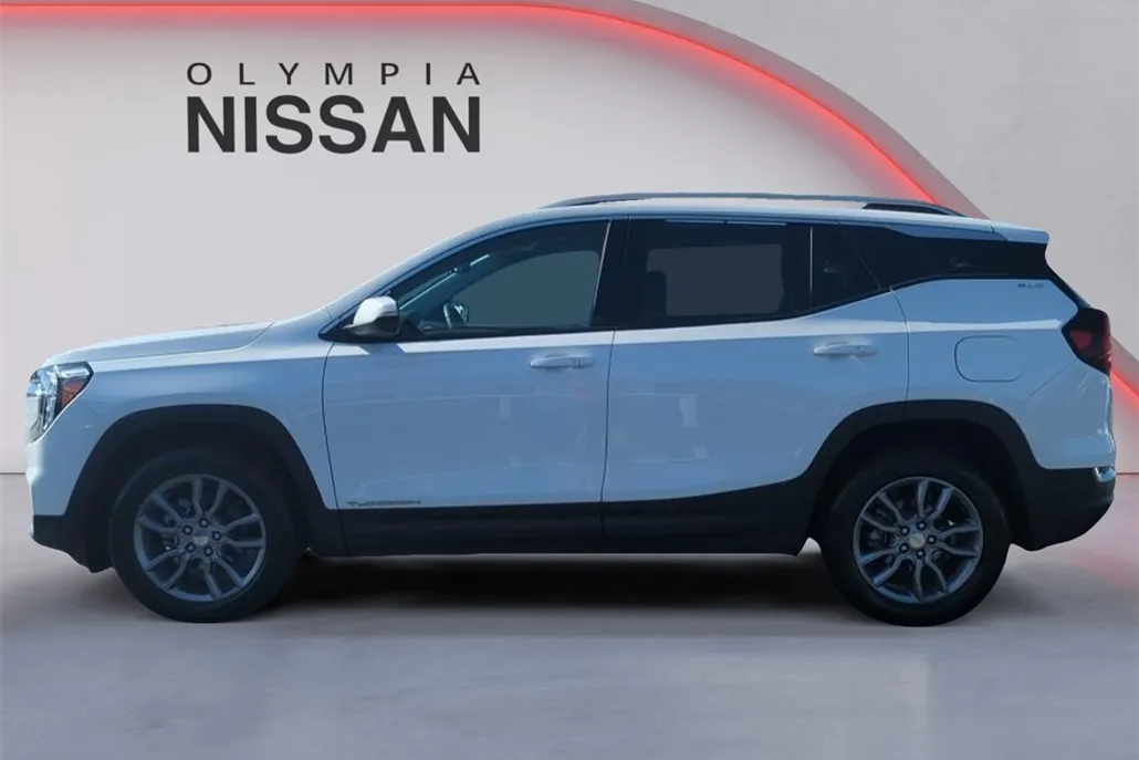 2024 Gmc Terrain SLT photo 1