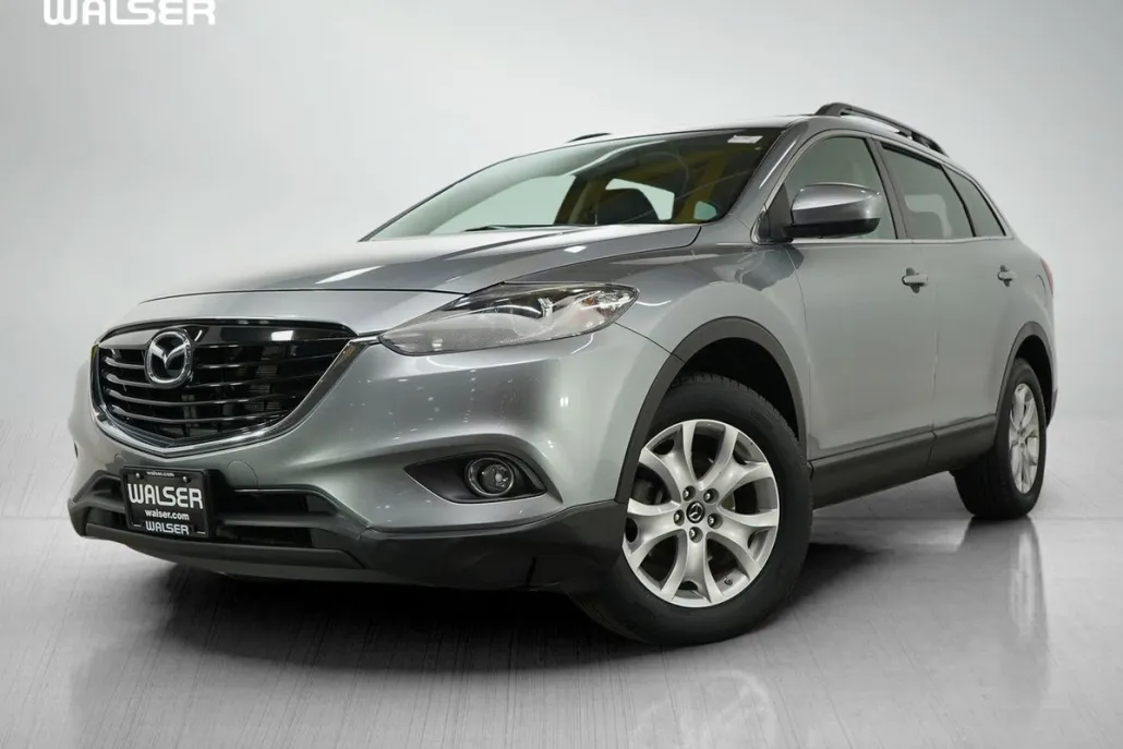2013 Mazda CX-9 Touring GS photo 1