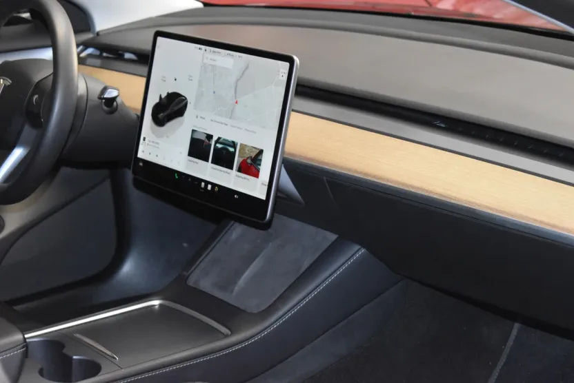 2023 Tesla Model 3 photo 1
