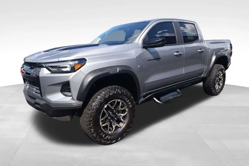 2024 Chevrolet Colorado ZR2 photo 1