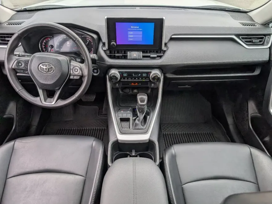 2023 Toyota RAV4 XLE Premium photo 1