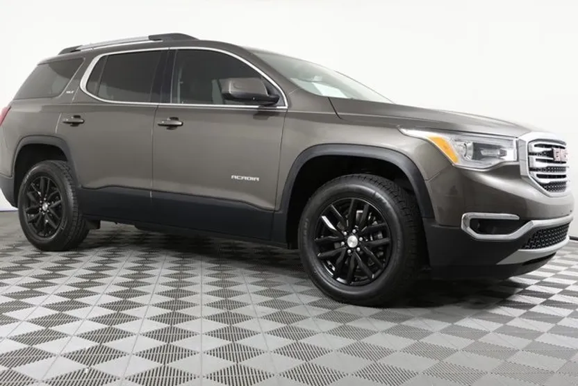 2019 Gmc Acadia SLT photo 1