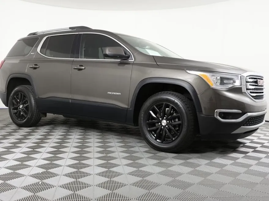 2019 Gmc Acadia SLT photo 1