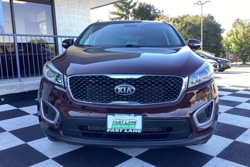 2018 Kia Sorento LX photo 1