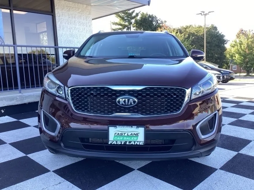 2018 Kia Sorento LX photo 1