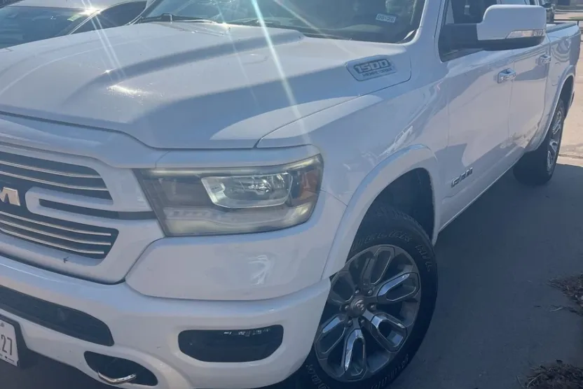 2021 Ram 1500 Laramie photo 1