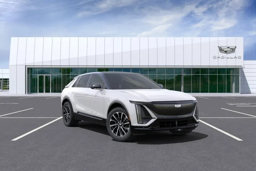 2025 Cadillac Lyriq Sport photo 1