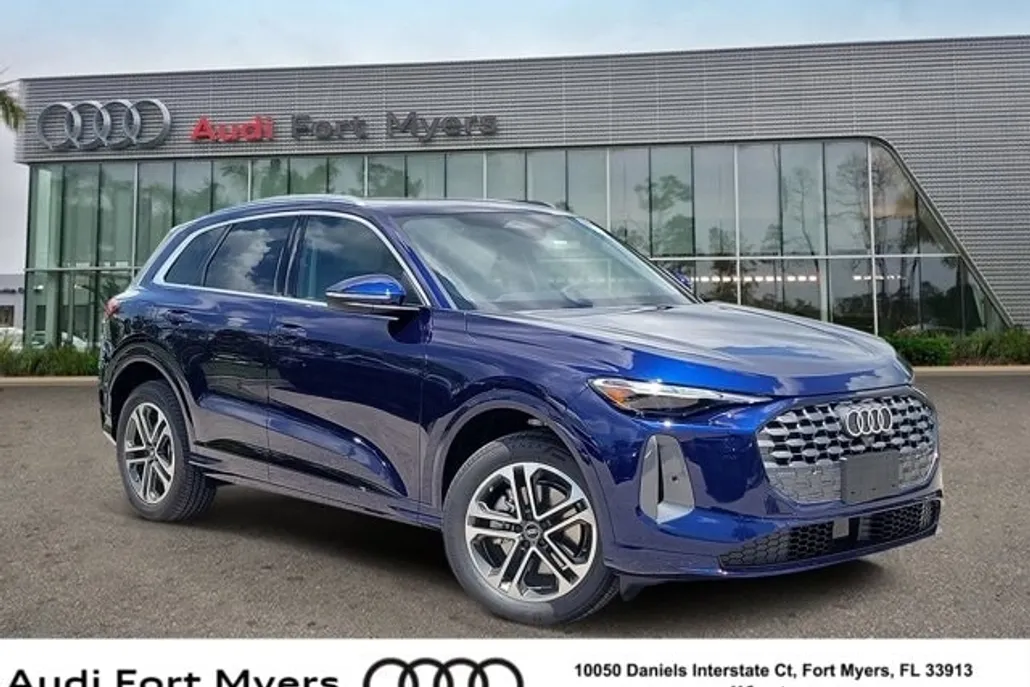 2025 Audi Q5 Premium photo 1