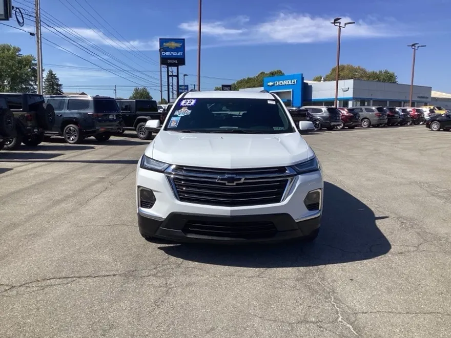 2022 Chevrolet Traverse Cloth photo 1
