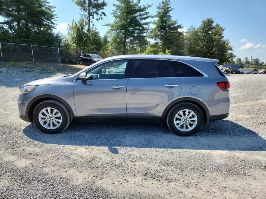 2020 Kia Sorento L photo 1