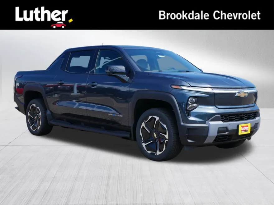 2026 Chevrolet Silverado EV LT photo 1